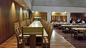 S95HighTableFitzwilliam
