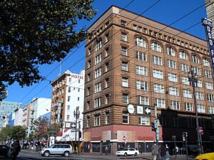 South side of Market St. between 6th & 7th, Market Street Theatre and Loft District, San Francisco, CA 9-3-2012 5-02-05 PM