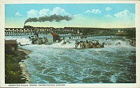 American Falls, Idaho with view of Union Pacific Railroad, between 1910 and 1920 (AL+CA 1499)