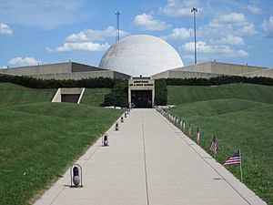 Armstrong Air and Space Museum 08312012 067.JPG
