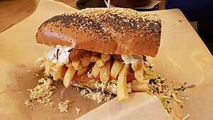 Cape Town - Vegan Lekker Nuggy Gatsby in restaurant Lekker Vegan