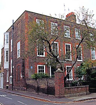 Chapel House, No. 15, Montpelier Row, Twickenham - London. (22331481695).jpg