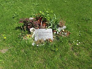 Chris Gueffroy Grave Apr 2014 Front