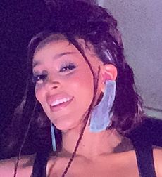 Doja Cat Planet Her Day Party 2 (cropped)