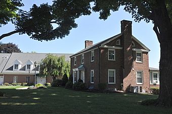 EastGranbyCT HistoricDistrictHouse.jpg