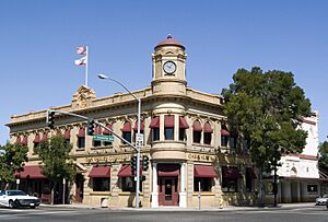 First national bank of oakdale