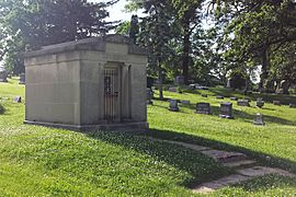 Gardiner mausoleum