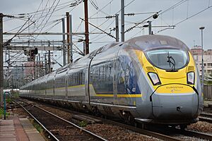 Gare de Saint-Denis DSC 1182 (49644707287)