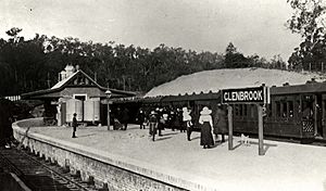 Glenbrook Railway Station (NSW) (8271750902)