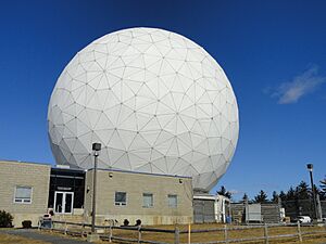 Haystack Radio Telescope - Haystack Observatory - DSC04030