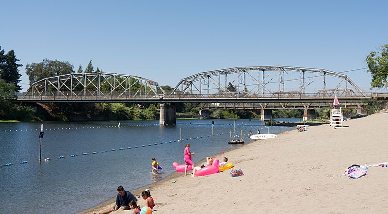 Healdsburg Memorial Bridge (full)