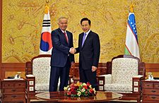 Korea-Uzbekistan summit in Seoul, Feb 2010 (4350010159)