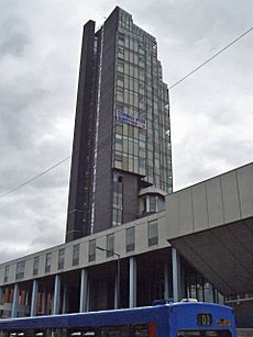 Maths Tower, University of Manchester 2.jpg