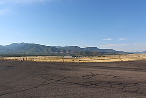 Mountains to the southeast of FIllmore, Utah.JPG
