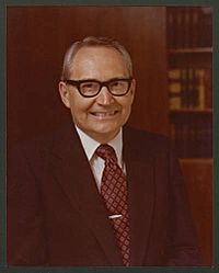 Photo of L. Tom Perry