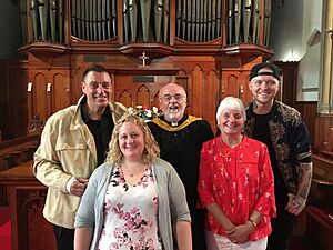 SAURC Minister with Elders IMG 6282 2019