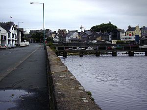 Silver Burn approaching Castletown harbour - geograph.org.uk - 475618