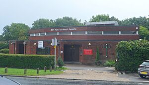 St Paul's RC Church, Allaway Avenue, Paulsgrove (August 2017) (3)