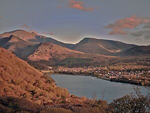 Sunset over Snowdonia&Padarn country park. (16661612713)