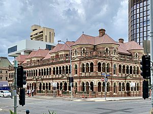 The Mansions, Brisbane, Jan 2020.jpg