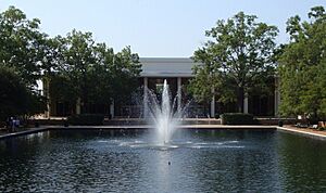 University of South Carolina Thomas Cooper Library