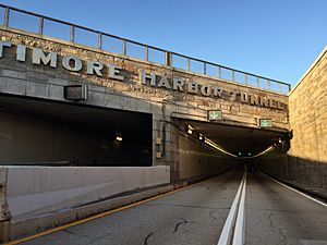 2016-08-15 07 09 24 View south along Interstate 895 (Baltimore Harbor Tunnel Thruway) at the north entrance to the Baltimore Harbor Tunnel in Baltimore City, Maryland