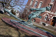 Hammer Throw, Connolly Memorial