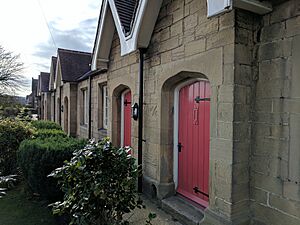 Heath's Almshouses And Adjoining Boundary Wall, Nottingham Road, Mansfield (4)