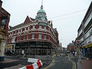 High Street, Merthyr Tydfil - geograph.org.uk - 724580.jpg