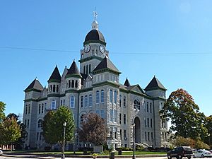 Jasper County Courthouse in Carthage (August 2008)