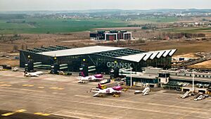 Port Lotniczy im Lecha Walesy Terminal 2