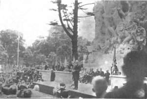 President Harding dedicating the Princeton Battle Monument