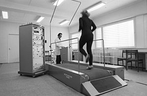 RIAN archive 555848 Testing on treadmill