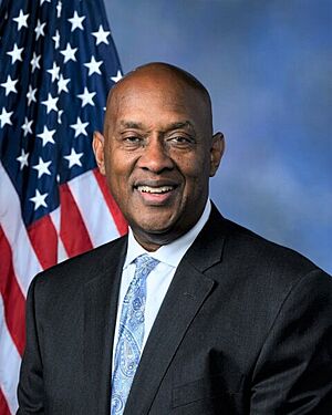 Rep. Dwight Evans, official portrait, 118th Congress.jpg