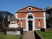Saint Botolph's Church Hall, City of London (South Face - 01)