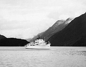 Survey Ship HMNZS Lachlan in Dusky Sound (12954922013)