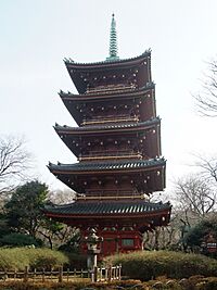 Ueno Kan'ei-ji Pagoda 02