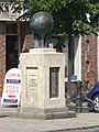 Wootton Bassett, war memorial - geograph.org.uk - 527644