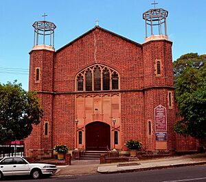 (1)Our Lady of the Rosary Church Kensington
