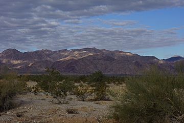 2013, The Chuckwalla Valley and Coxcomb Mountains from Old US 60-Frink-Grant Trail - panoramio.jpg