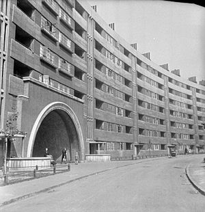 A Middle East Soldier Revisits Britain- Life in Wartime Leeds, England, UK, 1943 D15678