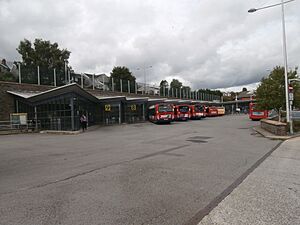 Blackwood Bus Station (geograph 5508786)