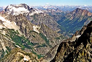Bonanza Peak from Seven Fingered Jack