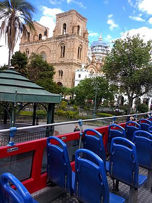 Cuenca Ecuador..pic 3.5a Tour Bus, South America Andes Mountains