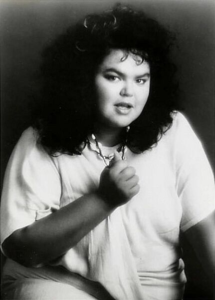 Debora Iyall 1985