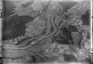 ETH-BIB-Graben, Schörlishüseren, Bannwil v. S. W. aus 3000 m-Inlandflüge-LBS MH01-003253