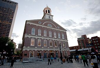 Faneuil Hall (5813514354).jpg