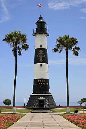 Faro La Marina, Miraflores (6905145089).jpg