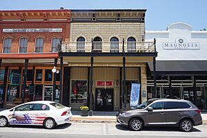 Granbury June 2018 42 (Destiny - Aston-Landers Building)