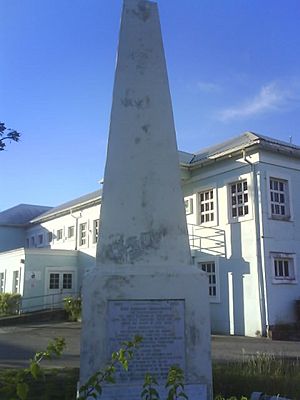 Holetown Monument, Saint James, Barbados-2